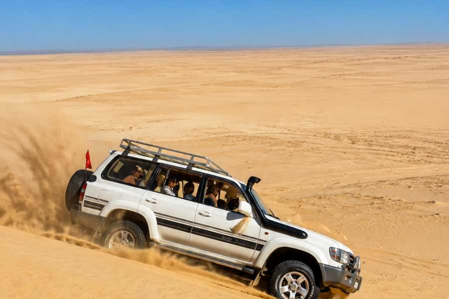 Let`s Explore Egypt 9 Days Egypt Tour &ndash; Cairo, Fayoum Oasis, Wadi El Hitan & White Desert