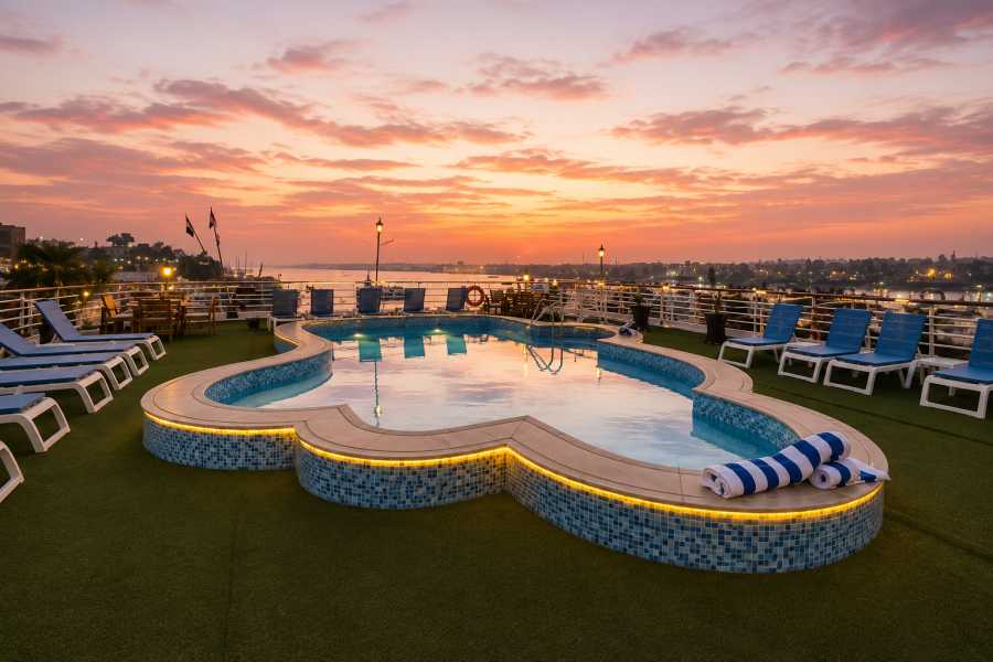 Let`s Explore Egypt Blue Shadow Nile Cruise