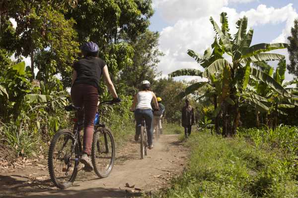 ARUSHA VILLAGES MOUNTAIN BIKING