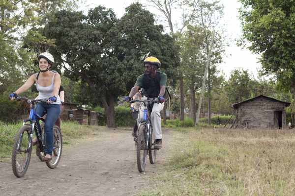 ARUSHA VILLAGES MOUNTAIN BIKING