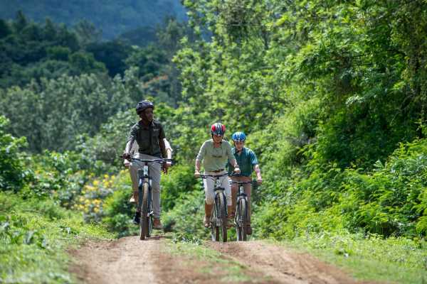 ARUSHA VILLAGES MOUNTAIN BIKING
