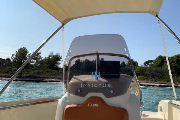 With License, INVICTUS 2, 115hp