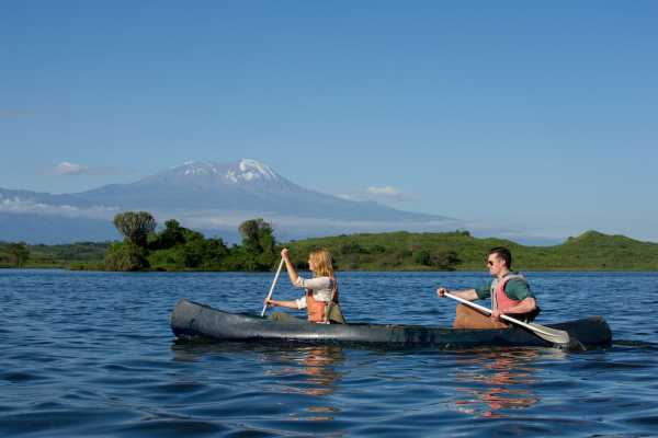 ARUSHA NATIONAL PARK CANOEING