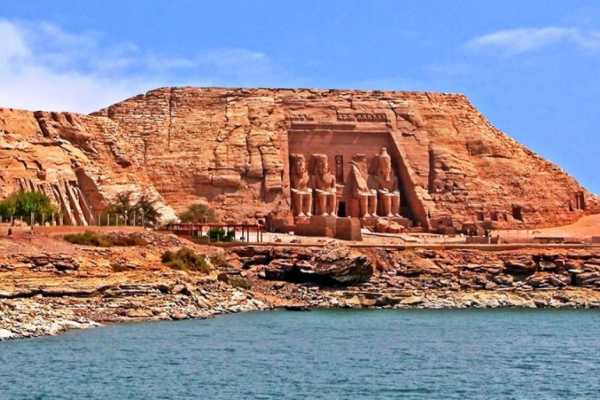 Get Ali Private Tour Abu Simbel by Coach from Aswan