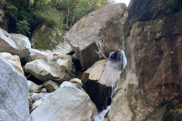 Pontirone - Half-day intermediate canyoning