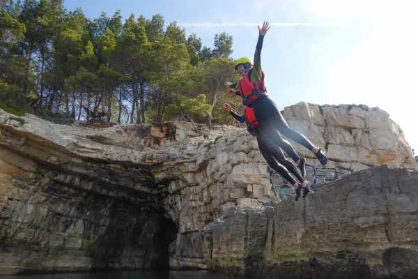Fun Rocky Coasteering