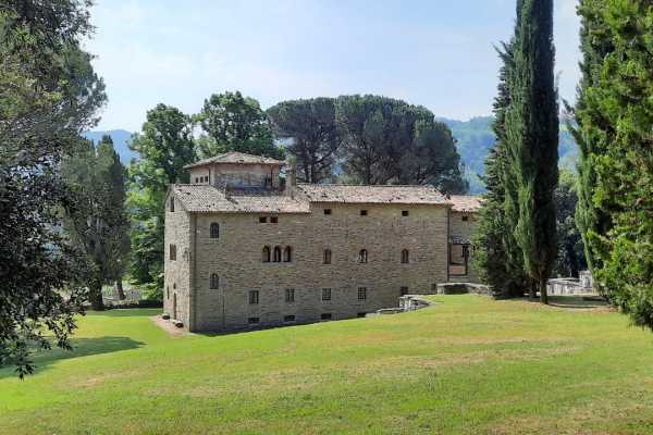 Il Cardello Park, a landscape monument