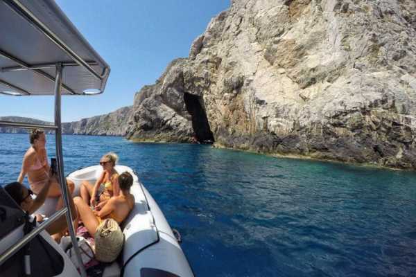 Island Vis discovery day tour from Hvar