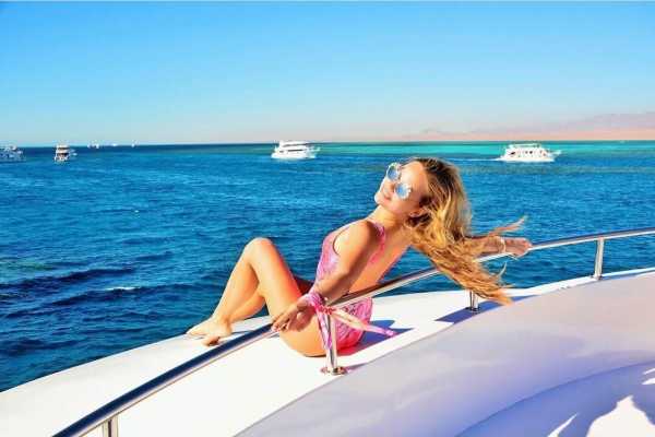 Private Full-day Snorkeling Boat to Tiran Island from Sharm El sheikh