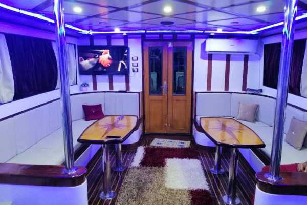 Private Full-day Snorkeling Boat to Tiran Island from Sharm El sheikh