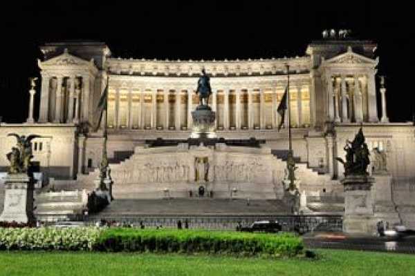 Rome by Night Free Tour SANDEMAN'S (NOT AVAILABLE AT THE MOMENT)