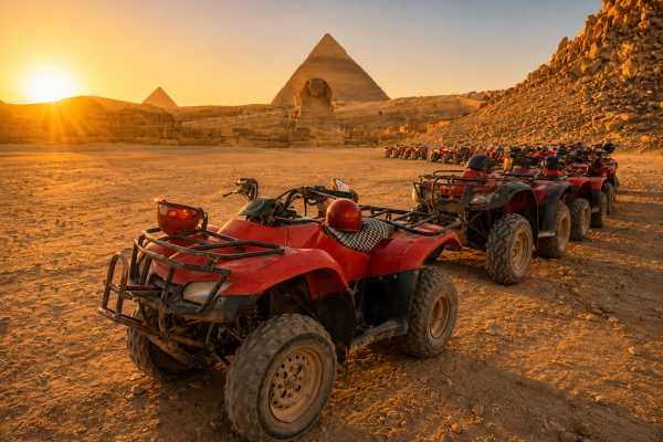 All-Inclusive Tour: Giza Pyramids, Sphinx, Egyptian Museum, Bazaar & Quad Bike