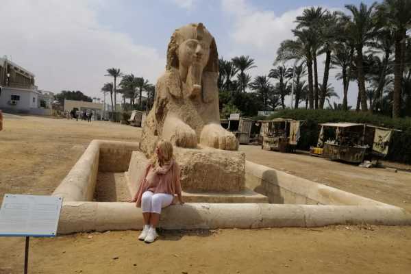 Half Day Tour To Memphis Sakkara And Dahshur Pyramids