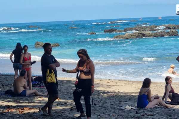 Snorkeling tour in Cano Island