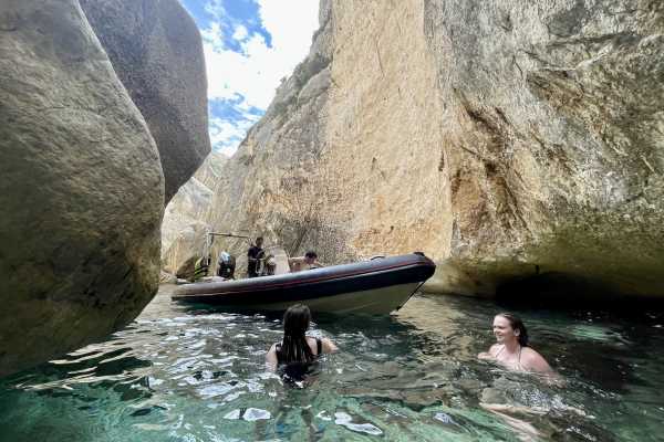 Private Speedboat for The Grand Tour of National Park & Grama Bay & Blue Cave
