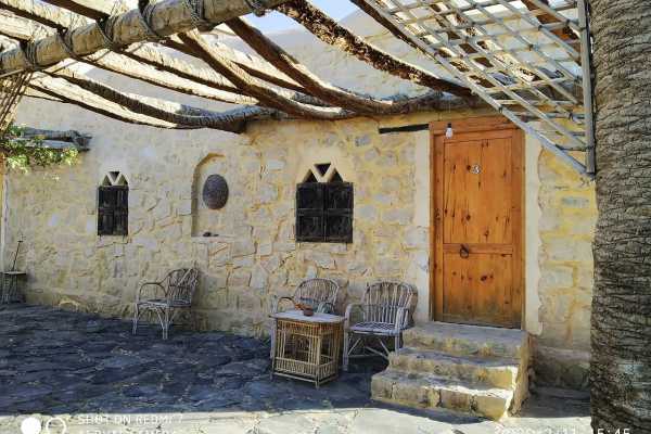 4 Days trip to the Pyramids and the white desert from Cairo