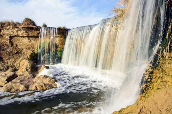 Day trip to Wadi Al Hitan and Fayoum Oasis from Cairo