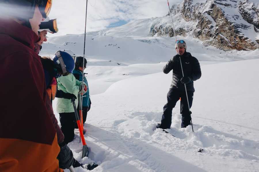 Saas-Fee Guides Lawinenkurs