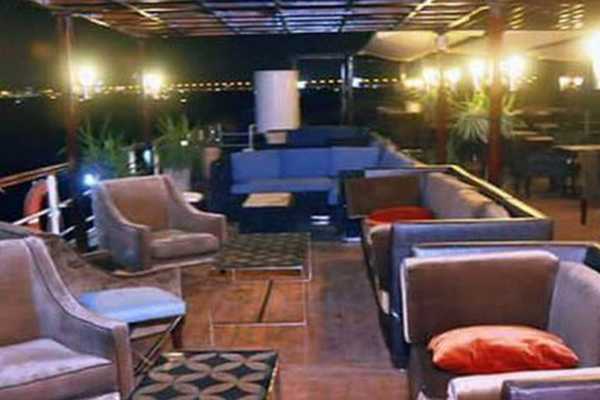 Evening Dinner Nile Cruise in Cairo with Private Transport