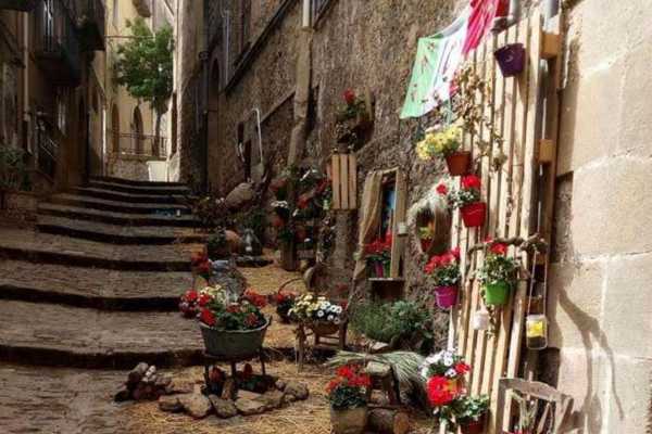 Visita guidata di Agrigento e Piazza Armerina, da Catania e Taormina