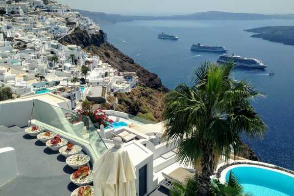 Santorini Custom Tour