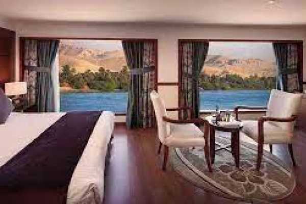 MS Amwaj Living Stone