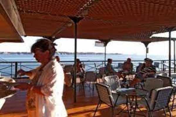 Tania Lake Nasser Cruise
