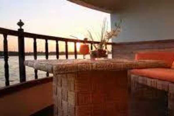 Sonesta Amirat Dahabiya Nile Cruise