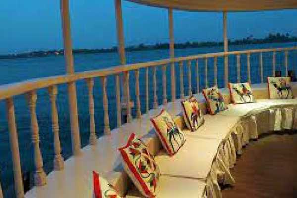 Nebyt Dahabiya Nile Cruise