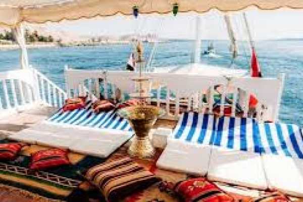 Nebyt Dahabiya Nile Cruise
