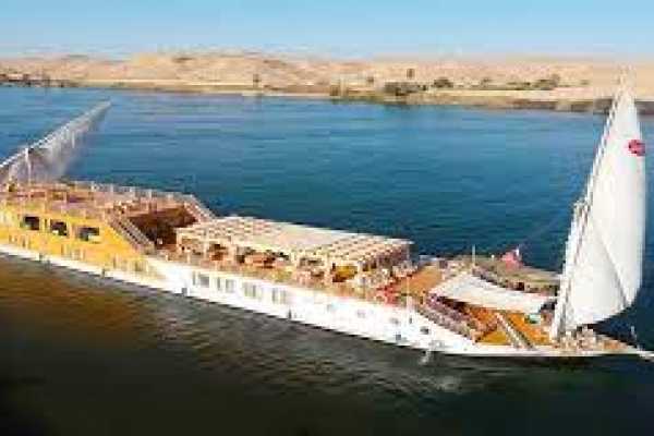 Asiya Dahabiya Nile Cruise
