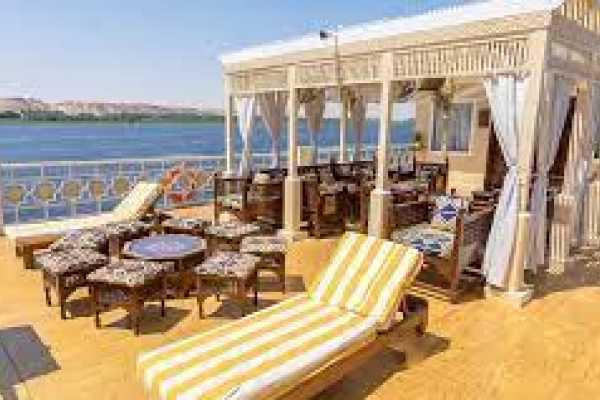 Asiya Dahabiya Nile Cruise