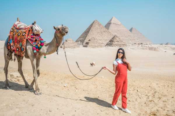 Short Layover Tour to Giza Pyramids & Sphinx