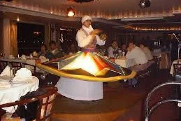 Cairo Airport visit Tour Pyramids & Egyptian Museum & Bazar & Nile Dinner Cruise