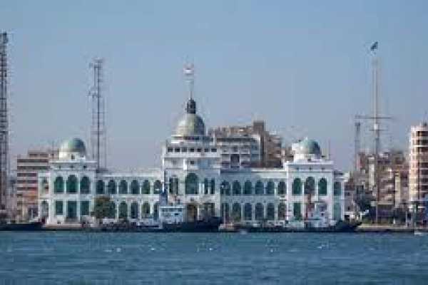 Private day tour to Tanis Bubastis and the Suez Canal from Cairo