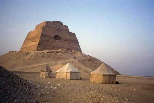 El Fayoum Pyramids Sightseeing Tours from Cairo