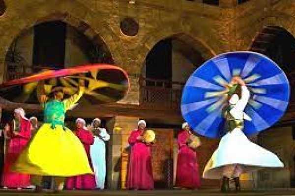 Tannoura show in Wekalt El-Ghory