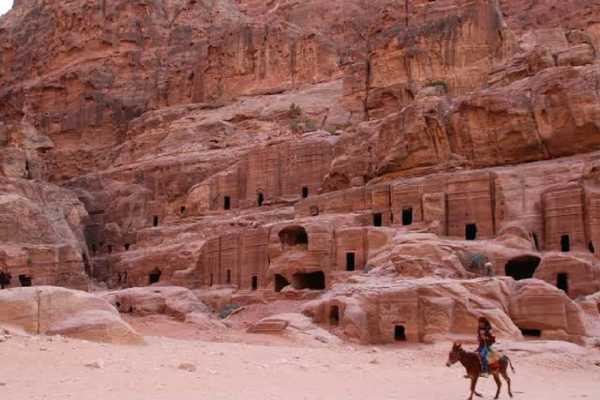 Petra Tour from Sharm by Cruise