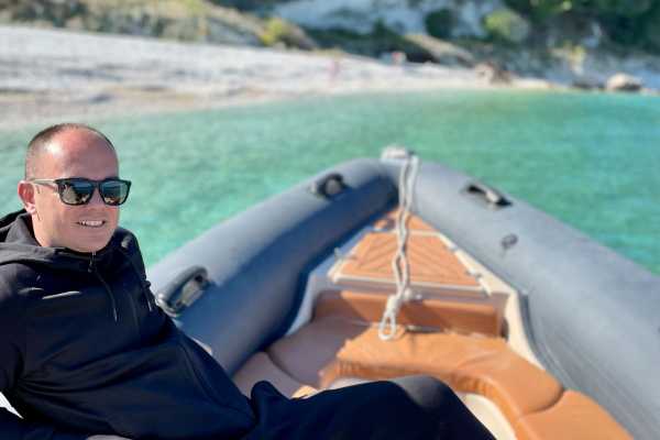 Visit The Island With Private Speedboat