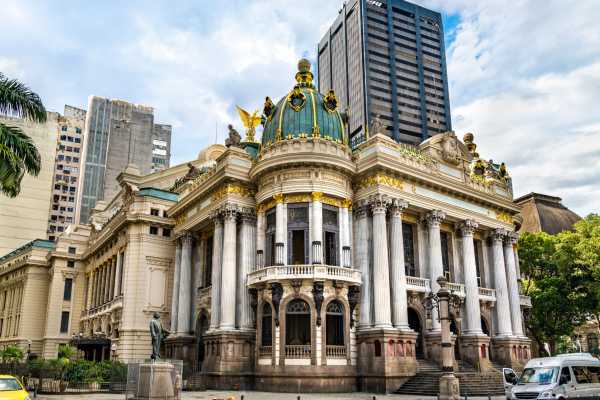 Christ Statue and Aquarium Visit