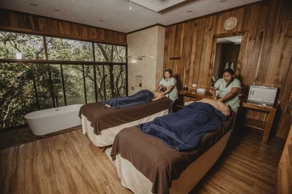 Rinc&oacute;n Simbiosis Volcanic Day Spa