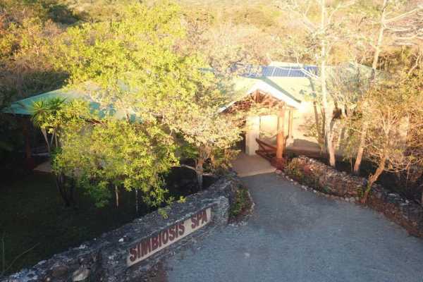 Rinc&oacute;n Simbiosis Volcanic Day Spa