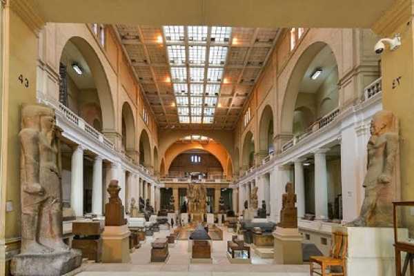 Day tour to the Egyptian Museum and Old Cairo