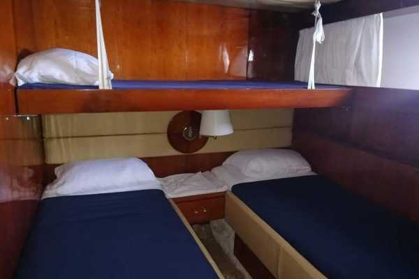 Bibanga Yacht Sunset and Snorkel Cruise