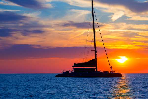 Kai Mani Sunset and Snorkel Cruise