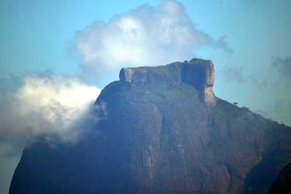 Pedra da G&aacute;vea Hiking Trail Experience
