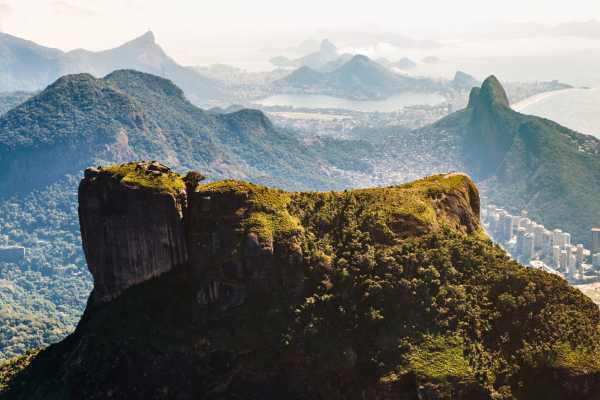 Pedra da G&aacute;vea Hiking Trail Experience