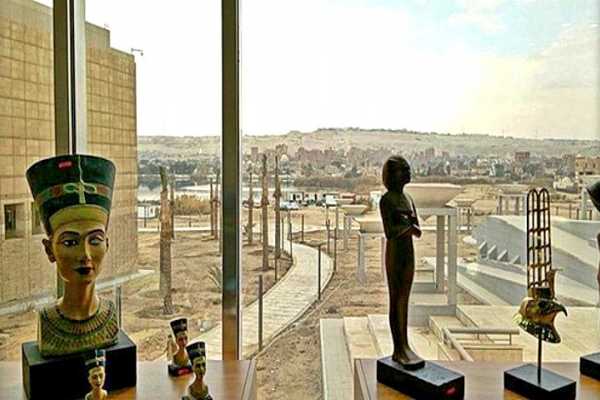 Day Tour to the Pyramids and National Museum of Civilization from Hurghada