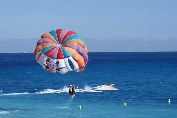 Parasailing Excursions from Makadi