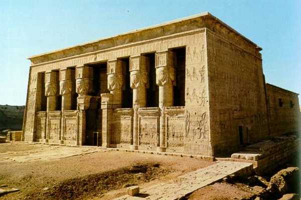 Dendera temple day tour from Soma bay